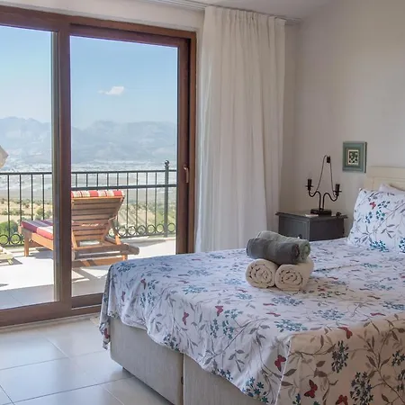 Cennet Bahcesi Villa