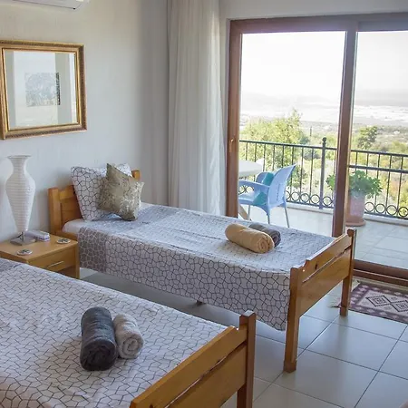 Cennet Bahcesi Villa *