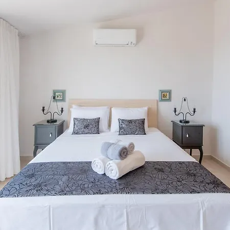 Cennet Bahcesi Villa